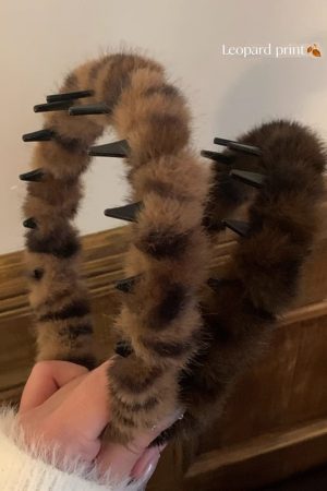 Stylish Leopard Print Plush High Crown Headband for Women - Elegant Fashionable Hair Accessory for Face Washing and Everyday Wear