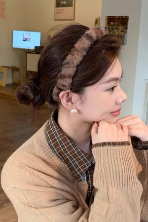 Stylish Leopard Print Plush High Crown Headband for Women - Elegant Fashionable Hair Accessory for Face Washing and Everyday Wear