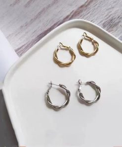 Stylish Minimalist Twisted Hoop Earrings - Unique Design, Exquisite Versatile Fashion Accessories for a High-End Look