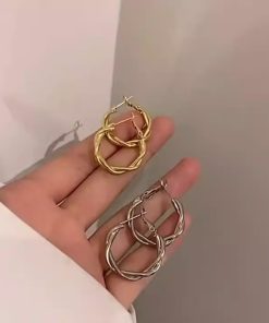 Stylish Minimalist Twisted Hoop Earrings - Unique Design, Exquisite Versatile Fashion Accessories for a High-End Look