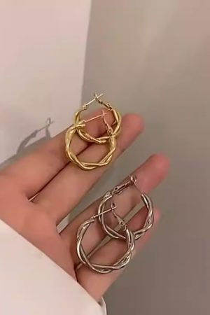 Stylish Minimalist Twisted Hoop Earrings - Unique Design, Exquisite Versatile Fashion Accessories for a High-End Look