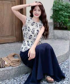 Stylish Printed Vest and Wide-Leg Pants Set for Women - 2025 Summer Fashion, Unique Versatile Two-Piece Outfit