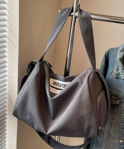 Stylish Retro Shoulder Bag - Versatile Large Capacity Tote for Women, Casual Underarm Design, Perfect for Spring/Summer 2025