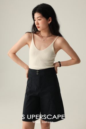 Sublime Little A Five-Point Shorts in Trendy 90s Style for a Casual Summer Look