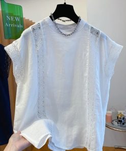 Summer 2025 High-End Linen Sleeveless Top for Women, Loose Hollow Lace Spliced Vest Shirt, Chic Casual Fashion