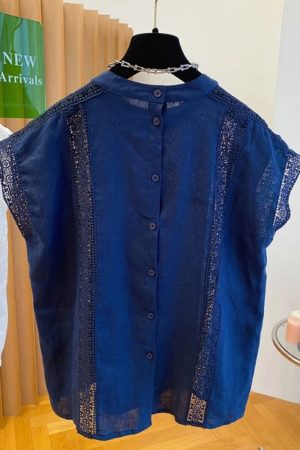 Summer 2025 High-End Linen Sleeveless Top for Women, Loose Hollow Lace Spliced Vest Shirt, Chic Casual Fashion