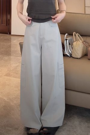 Summer 2025 Simple Casual Slim Straight Wide-Leg Shorts for Women - Trendy Fashion Essential for Effortless Style