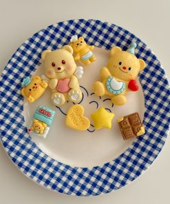 Summer 2025 Women's Thick-Soled Closed-Toe Non-Slip Hole Shoes - Height-Increasing Butter Bear Slippers