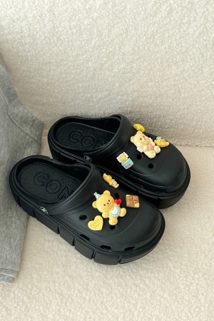 Summer 2025 Women's Thick-Soled Closed-Toe Non-Slip Hole Shoes - Height-Increasing Butter Bear Slippers