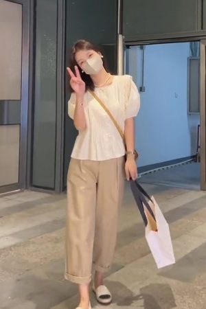 Summer 2025 Women's Wrinkled Lace Chiffon Blouse with Puff Sleeves - Fairy-Like, Age-Reducing Fashion Top
