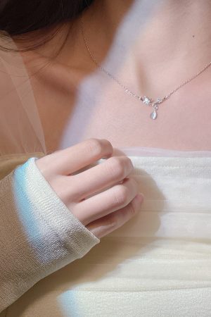 Summer Bamboo Water Drop Necklace for Women - 2025 Trendy Light Luxury Collarbone Chain, Exquisite High-End Accessory