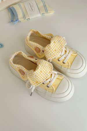 Summer Breathable Canvas Shoes for Women - 2025 New Korean Style Thick-Soled Casual Skate Shoes in White