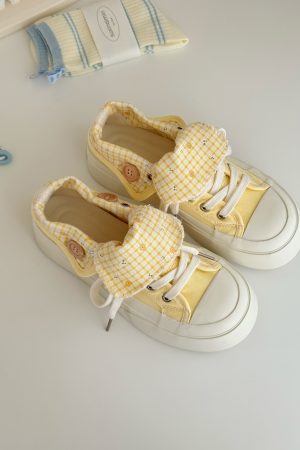 Summer Breathable Canvas Shoes for Women - 2025 New Korean Style Thick-Soled Casual Skate Shoes in White