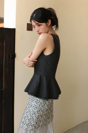 Summer Linen Feel V-Neck Sleeveless Waist-Defined Split Top - Lightweight Casual Style for Effortless Summer Fashion