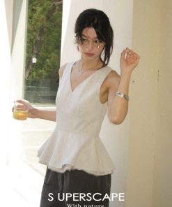 Summer Linen Feel V-Neck Sleeveless Waist-Defined Split Top - Lightweight Casual Style for Effortless Summer Fashion