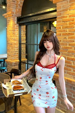 Summer Melody French Lace Mesh Dress for Women, Slim Fit Bodycon Mini Skirt, Stylish Fake Two-Piece Look, Perfect for Summer Events