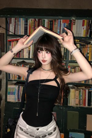 Summer Off-Shoulder Camisole Top - Waist-Cinching Slim Fit, Korean Drama-Inspired Rich Girl Style