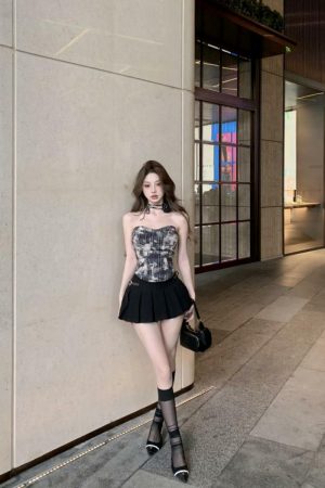 Summer Strapless Tank Top for Women - Spicy Girl Plaid with Three-Dimensional Floral Design, Slim Fit Irregular Short Outerwear