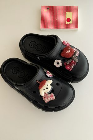 Summer Women's Dog Hole Shoes - Non-Slip Thick-Soled Height-Increasing Slippers in Forest Style, 2025 Trend