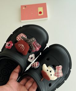 Summer Women's Dog Hole Shoes - Non-Slip Thick-Soled Height-Increasing Slippers in Forest Style, 2025 Trend