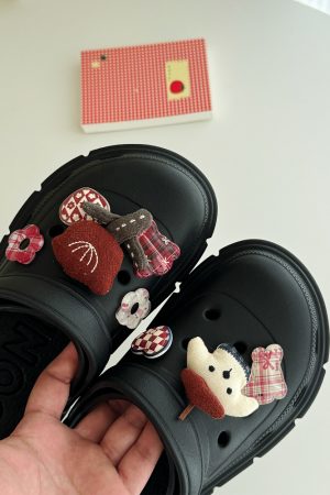 Summer Women's Dog Hole Shoes - Non-Slip Thick-Soled Height-Increasing Slippers in Forest Style, 2025 Trend