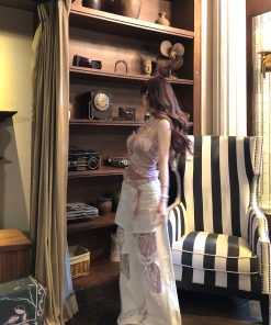 Summer Women's Halter Camisole - Sweetheart French Lace, Slimming Design, Fragrant Chic Top for Hot Girls