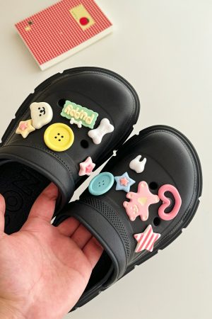 Summer Women's Thick-Soled Little Bear Star Hole Shoes - Height-Increasing Outdoor Slippers for 2025, Y2K Inspired
