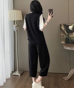 Summer Women's Two-Piece Set - Slim-Fit Short Sleeve Top & Seven-Point Pants, Minimalist Lazy Style, Age-Reducing Design