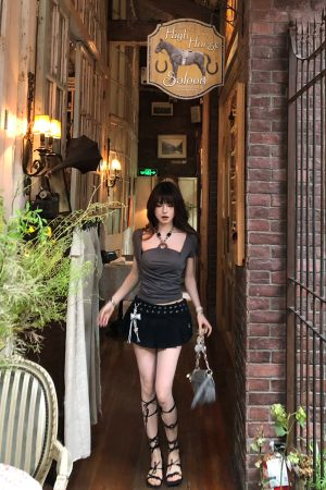 Summer Women's Two-Piece Slim Fit French T-Shirt with Shoulder Design - Waist-Defining Short Sleeve Top