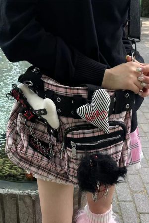 Sunlight Pink Plaid Tote Bag Y2K Large Capacity Crossbody Shoulder Bag with Chain - Gothic Commuter Style
