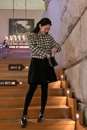 Super Slimming Mid-Length A-Line Pleated Skirt in Wool Blend - Youthful Korean Style Midi Skirt for Effortless Chic