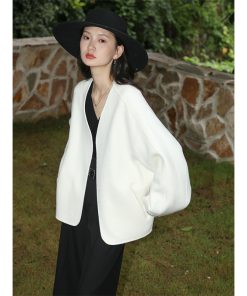 Supercape Short Coat in Double-Faced Pure Wool - Elegant Outerwear for Chic Style