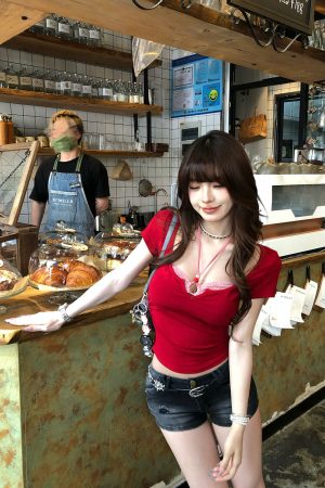 Sweet and Spicy Lace T-Shirt for Women - Summer Short Sleeve Two-Piece Style, Waist-Cinching Slim Fit Red Top