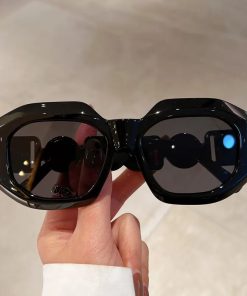 Sweet Girl Style, Long Sleeve Outfits Summer - Oversized Square Sunglasses