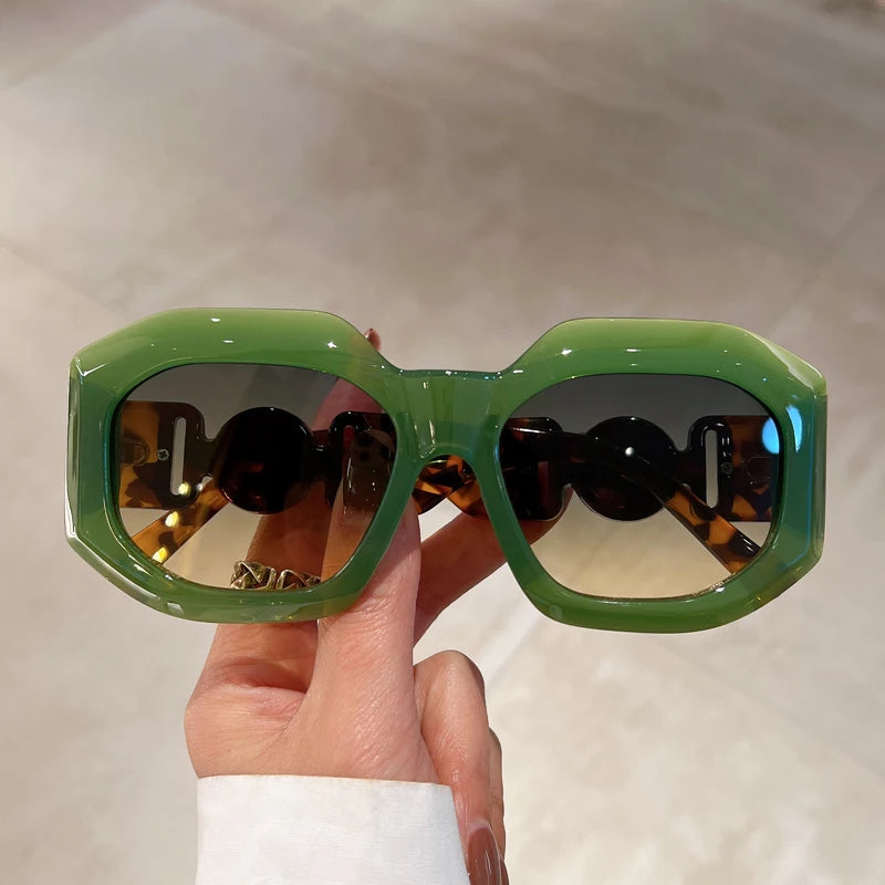 Sweet Girl Style, Long Sleeve Outfits Summer - Oversized Square Sunglasses Sweet Girl Style, Long Sleeve Outfits Summer - Oversized Square Sunglasses