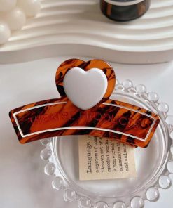 Sweet Heart Hair Clip - Women's Shark Claw Hairpin, Cute Tail Accessory for Y2K and Korean Style Hair Trends