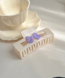 Sweet Purple Bow Shark Clip Hairpin - Cute Milk White Grasp Clip for Girls, Minimalist Design, Trendy Internet Celebrity Style 2025