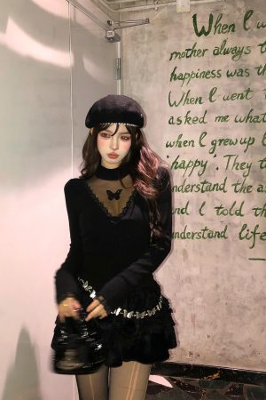 Sweet Romantic Korean Style Lace Long Sleeve V-Neck T-shirt for Women - Autumn Winter Slim Fit Knit Top