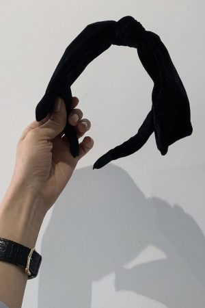 Sweet Velvet Big Bow Black Ribbon Headband - Korean Style Lady Girl Accessory for a Cute Look