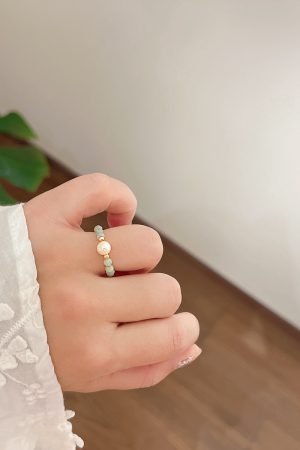 Teal Natural Crystal Stone Ring with Freshwater Pearl â€“ Unique Stacking Ring for Boho, Niche Style Jewelry