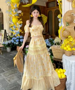 Tencel Strapless Top with Embroidered Daisy and Heavy-Duty Drawstring Skirt for Seaside Vacation, Perfect for Y2K and 90s Style