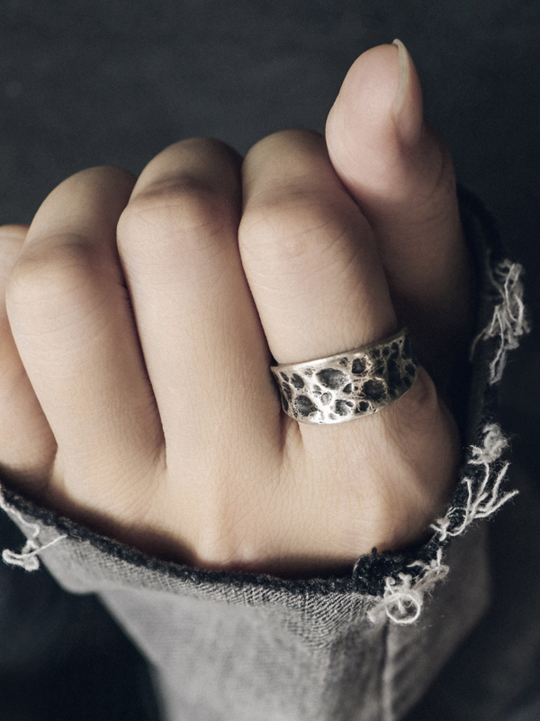 Textured Adjustable Silver Ring for Men and Women - Minimalist Vintage Design, Non-Fish Home Jewelry, Perfect for Everyday Wear
