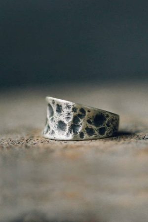 Textured Adjustable Silver Ring for Men and Women - Minimalist Vintage Design, Non-Fish Home Jewelry, Perfect for Everyday Wear