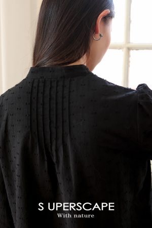 Textured French Style Short Shirt with Small Stand Collar and Fitted Waist - Chic Casual Top for Effortless Elegance