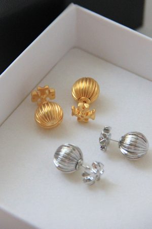 Textured Retro Round Ball-Shaped Cross Back Buckle Gold-Plated Small Earrings for European and American Style