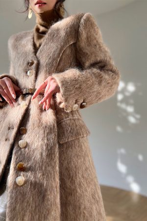 Thick Long Hair Wool Coat for Women | High-Quality Temperament Outerwear | Mahai Style | Cozy Winter Fashion