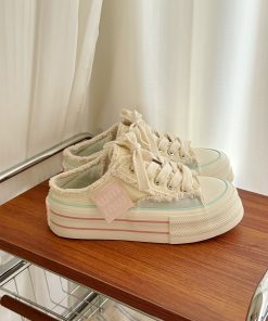 Thick-Soled Canvas Slip-On Shoes for Women - Summer 2025 Outdoor Soft Bottom Lightweight Sneakers