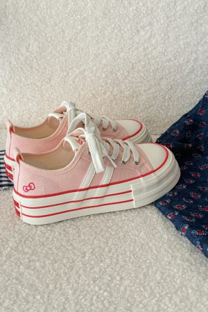 Thick-Soled Canvas Slip-On Shoes for Women - Versatile Little White Shoes in 2025 New Style, Perfect for Casual Outfits