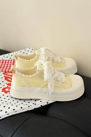 Thick-Soled Canvas Sneakers for Women - Casual White Summer Shoes, Versatile Student Design, 2025 Trendy Footwear