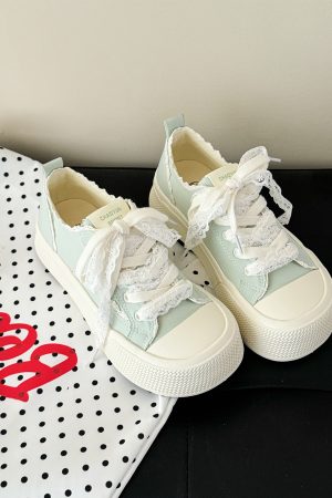 Thick-Soled Canvas Sneakers for Women - Casual White Summer Shoes, Versatile Student Design, 2025 Trendy Footwear